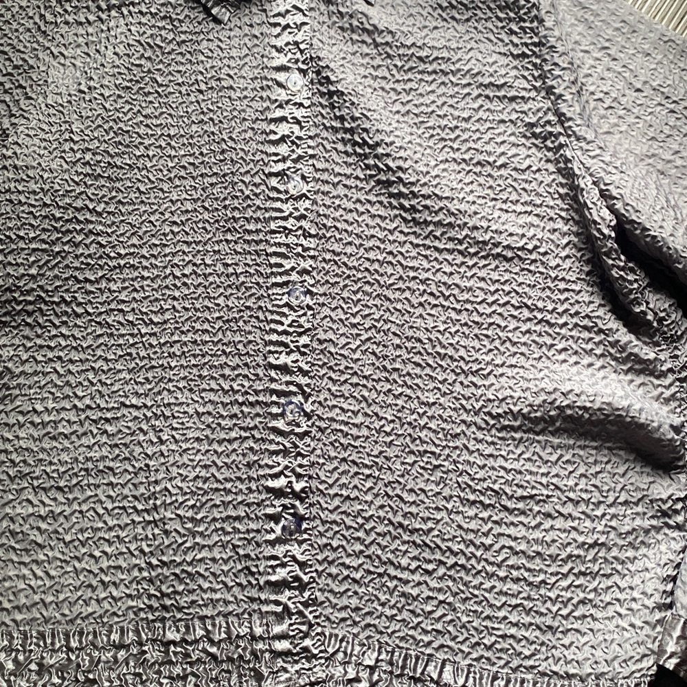 🎁Carole Little Textured Light Gray Blouse - Picture 4 of 6